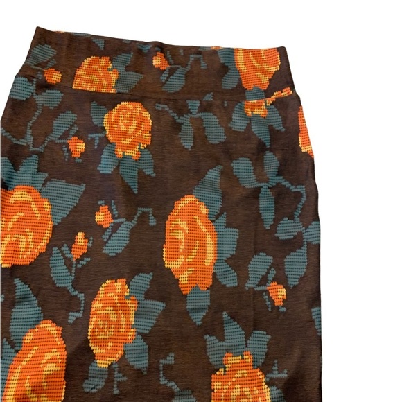 Lularoe | Skirt Large Color Print Form Fitting Flattering Size XL - Picture 4 of 8